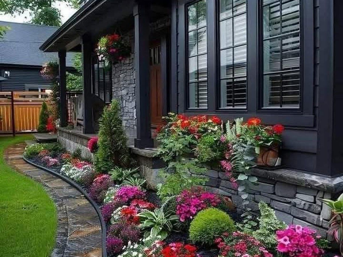 Seasonal Flowers & Garden Beds